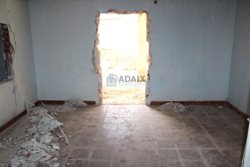 Foto bd1985dd-88f4-44b8-a990-a92139fcea23. Planta baixa amb aparcament a Tomelloso