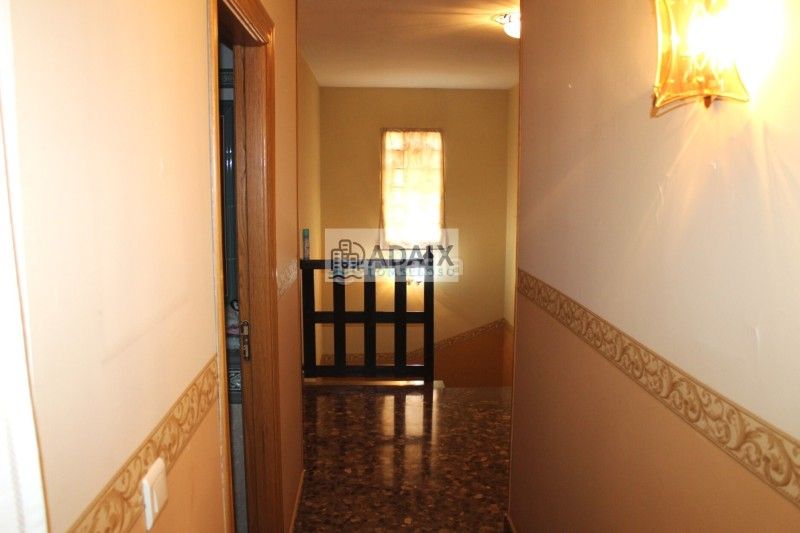 Foto c6b3a853-8e6a-48d0-9938-44fe7932b3d8. Casa amb calefacció aparcament a Tomelloso