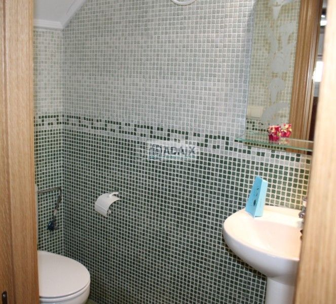Foto 227394e2-fa88-4681-84b3-df9ecdf27129. Casa adossada amb calefacció aparcament a Tomelloso