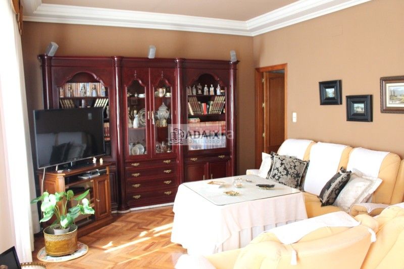 Foto 0ae3bd46-c3a9-4654-95f2-5a025d12d7cb. Casa amb calefacció a Tomelloso