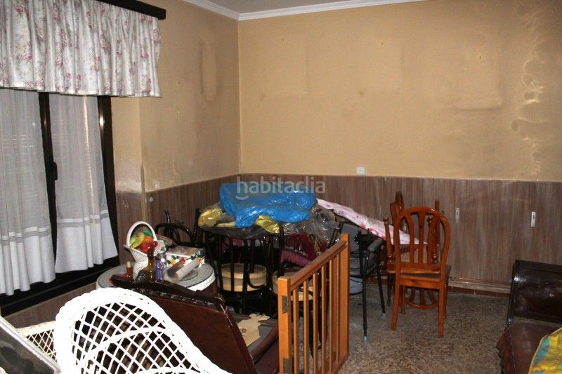 Foto 999cc50a-288b-49e3-a5d8-2936f491ca3c. Casa amb aparcament a Tomelloso