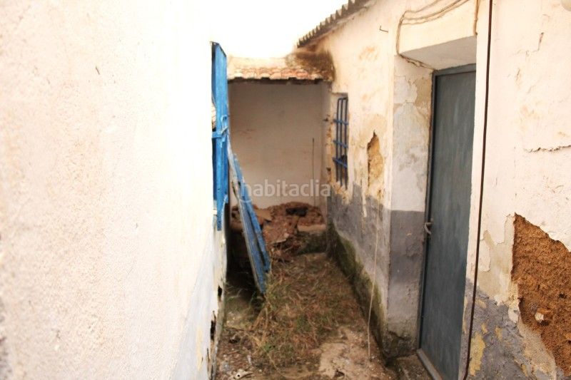Foto cabf9615-d5a9-409e-821b-149a16752912. Casa amb aparcament a Tomelloso
