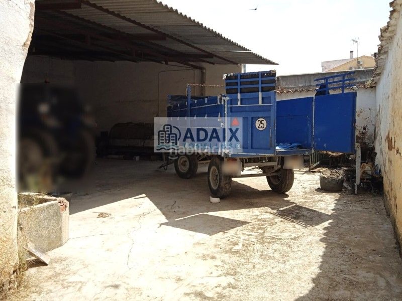 Foto 505ec9e6-e029-4b54-aed4-1c0994b6f390. Casa amb aparcament a Tomelloso