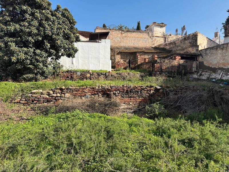 Foto 73ceab4f-1acb-46f8-bcba-9a727cca7725. Terreno residencial en calle jazmín 28 en Centro Histórico Vélez - Málaga