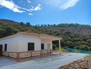 Chalet in Benamargosa