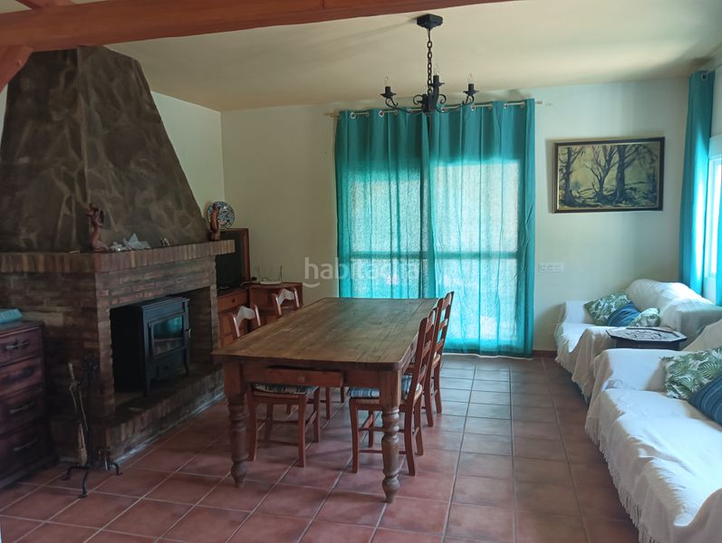 Foto a91e3ec3-7324-4932-9700-9cb4bb45b44c. Alquiler chalet en Torrox pueblo Torrox