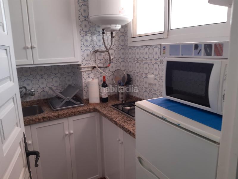 Foto 7f56d494-928b-408f-a709-27c3423ab568. Estudio en avenida antonio toré toré 22 en Poniente-Faro Torre del Mar