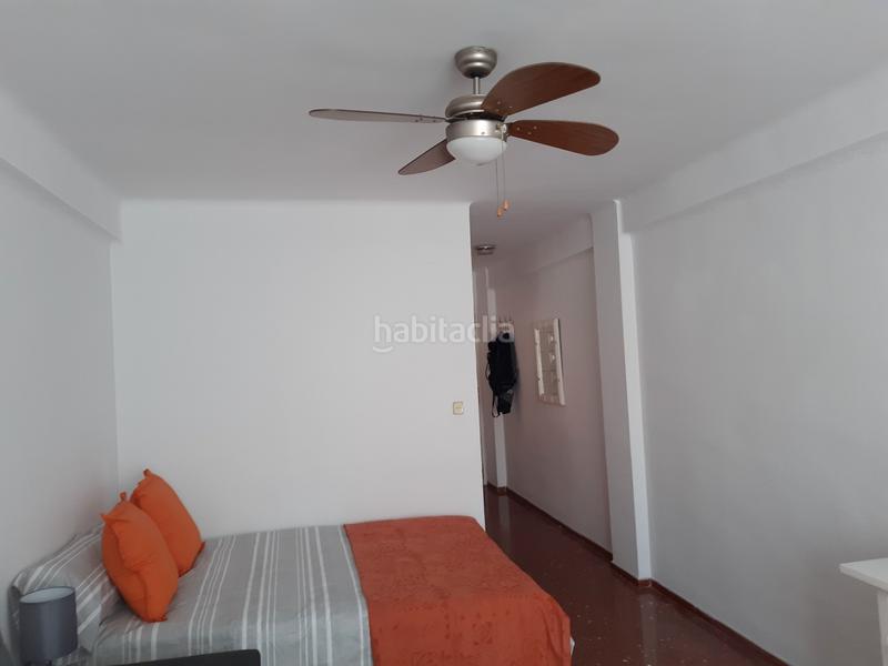 Foto dbfa99fd-b296-4045-ab2d-a4d793f56508. Estudio en avenida antonio toré toré 22 en Poniente-Faro Torre del Mar