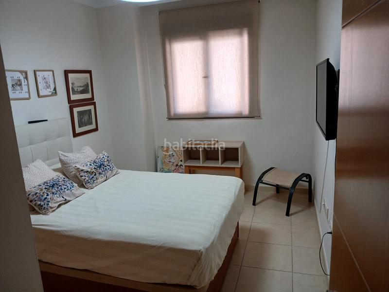 Foto d3fed68c-aae2-49b6-a0cd-c75b435c5fdc. Location appartement avec parking piscine dans Poniente-Faro Torre del Mar