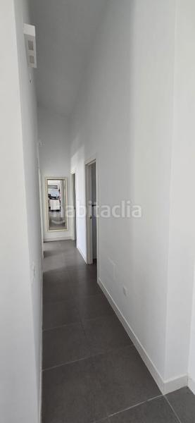 Foto 0ed1cc6f-e398-4c70-90fc-9b007ad499f1. Casa aparellada amb aparcament a Almayate Bajo