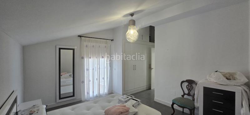 Foto 9c0b9e59-2e08-4fe3-8d3e-2bfceedb3008. Casa aparellada amb aparcament a Almayate Bajo
