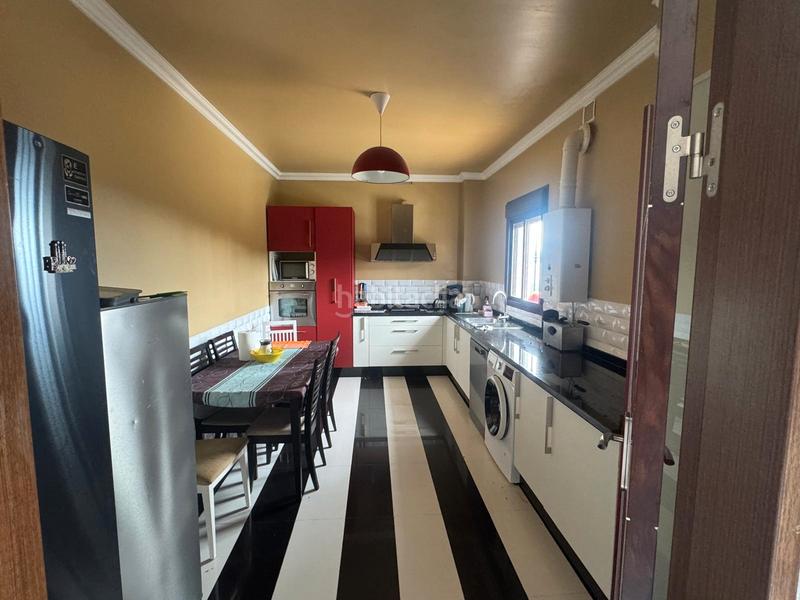 Foto 978ae223-2e84-4ff3-9eca-ef727c664200. Xalet amb xemeneia aparcament piscina a Iznate