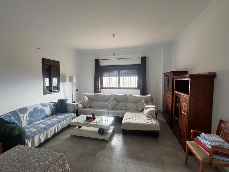 Foto c3ddadb4-5999-49e3-9b91-6d641d0ff85d. Xalet amb xemeneia aparcament piscina a Iznate