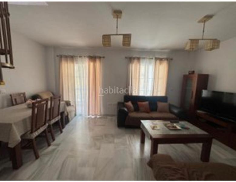 Foto f7d78c6c-539c-4fc1-8050-cc61cdc1e551. Àtic amb aparcament a El Morche Torrox