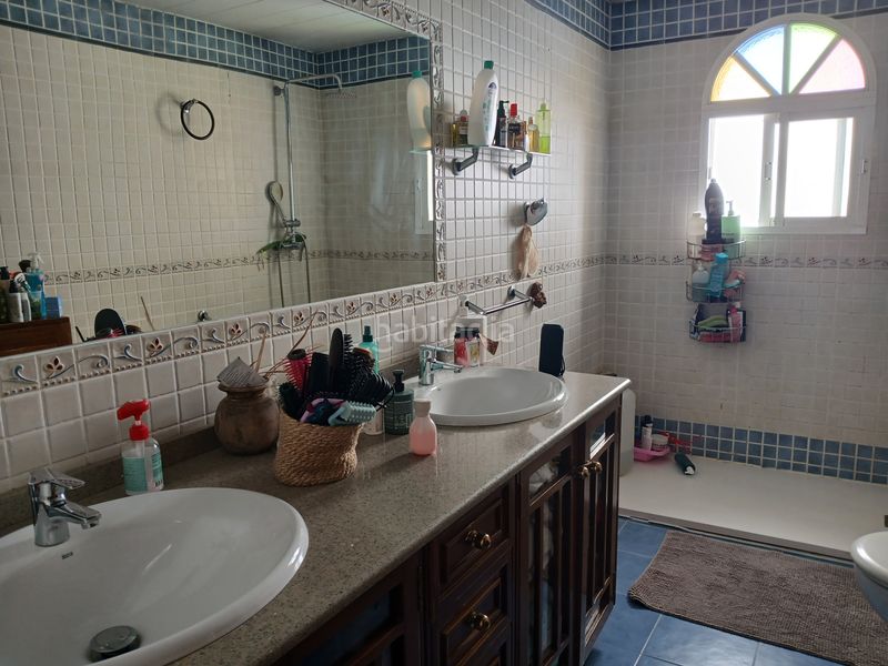 Foto f85de144-9a50-488e-9e57-7389328fe152. Casa adosada en Hispanidad - Vivar Téllez Vélez - Málaga