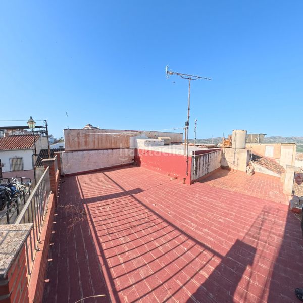 Foto ae80e175-8027-4650-a429-6f82d1e353fa. Casa a calle gloria 55 a Centro Histórico Vélez - Málaga