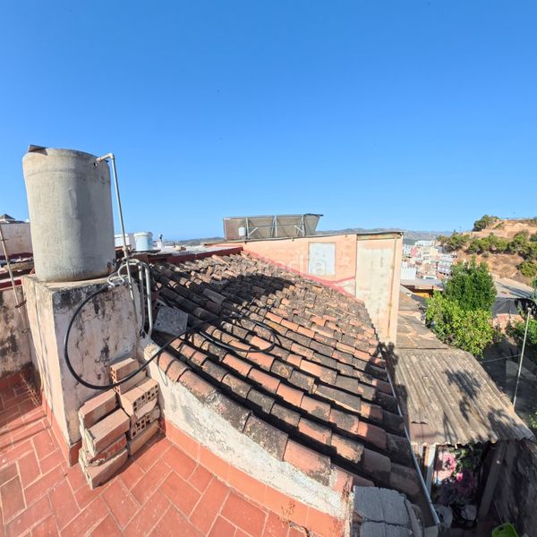 Foto c5c46e21-09b9-4b91-b3a3-71892a43db13. Casa a calle gloria 55 a Centro Histórico Vélez - Málaga