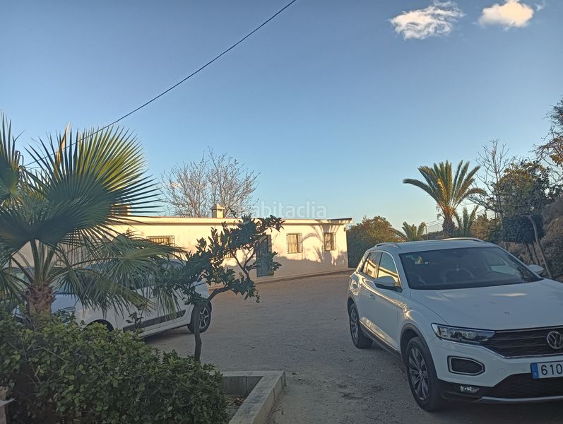 Foto c34d98e7-8afc-42d1-81b3-b9e4de463adf. Casa amb aparcament piscina a El Tomillar Torre del Mar