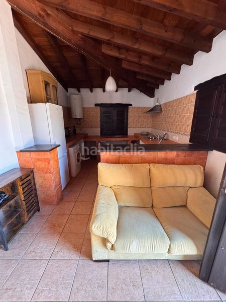 Foto 0332924a-aa3a-4ba7-a933-850730a14063. Alquiler chalet en calle mártires 7 en Almáchar