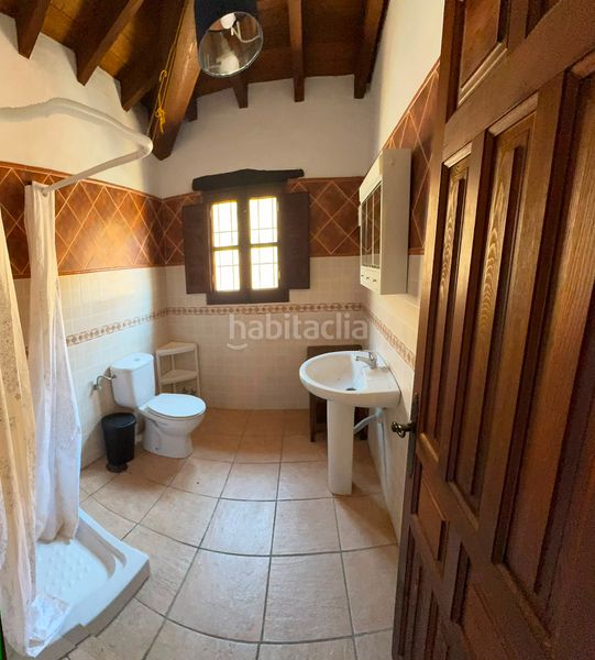 Foto 4a0013c6-3956-4b7a-bcf1-ea76c8abdece. Alquiler chalet en calle mártires 7 en Almáchar