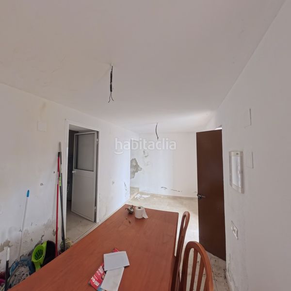 Foto a4a75b70-e315-4b11-826f-946d0edd40e4. Casa adossada a Árchez