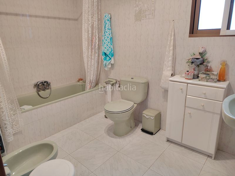 Foto fbc34f44-3a65-47ee-9e26-f59df2cf4341. Semi detached house in Algarrobo pueblo Algarrobo