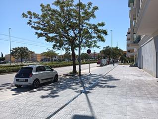 Locale commerciale in Calle Piscis