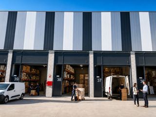 Affitto Capannone industriale in Calle san mames 54. Nave a estrenar con los mejores accesos y al lado del metro