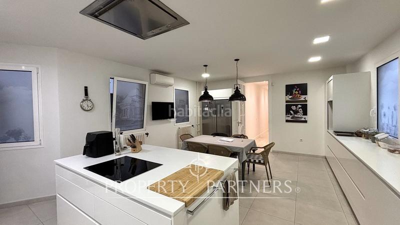 Foto 4162d9c4-ca55-4b68-a46b-8bcd0fe8a04d. Apartamento maravilloso piso exterior con terraza privada en Goya en Madrid