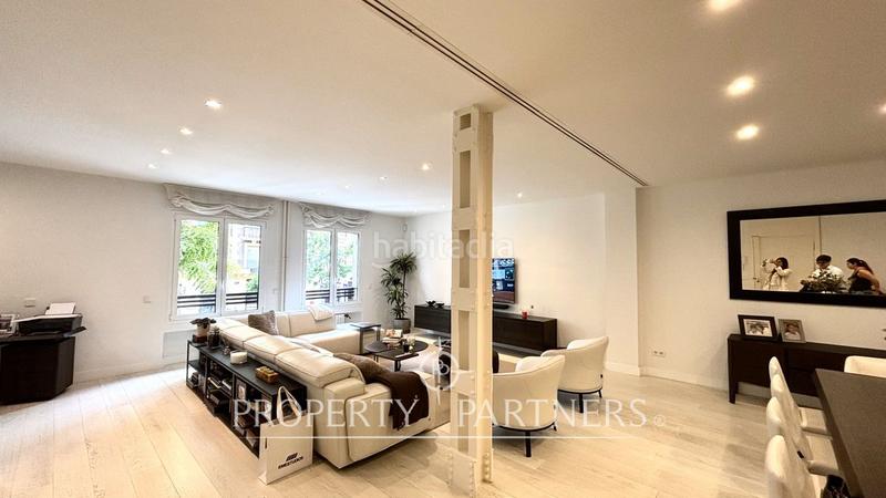 Foto 85d837c0-a2a9-465e-be37-8fc571a049cf. Apartamento maravilloso piso exterior con terraza privada en Goya en Madrid