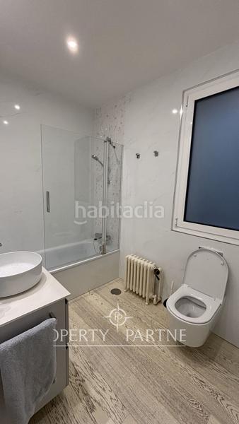 Foto e7e76f4a-ed91-4c76-881e-8b127d96f16e. Apartamento maravilloso piso exterior con terraza privada en Goya en Madrid