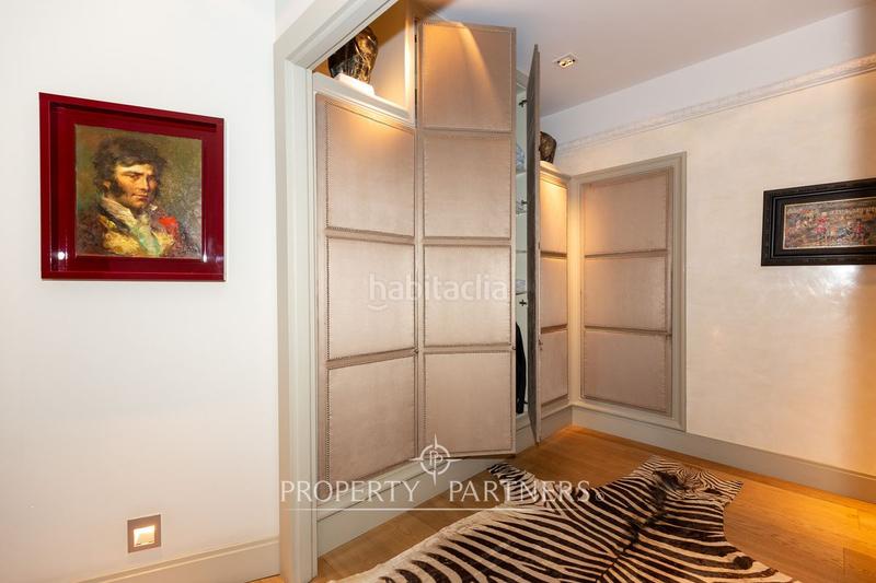 Foto 0182ace3-e481-4817-b9f7-6786d43dd1d8. Apartamento discreto ático con gran terraza en El Viso en Madrid