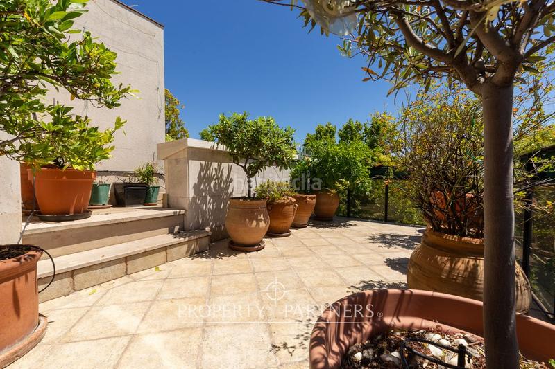 Foto 54f70728-45ab-422b-81fa-57c510e97c2d. Apartamento discreto ático con gran terraza en El Viso en Madrid