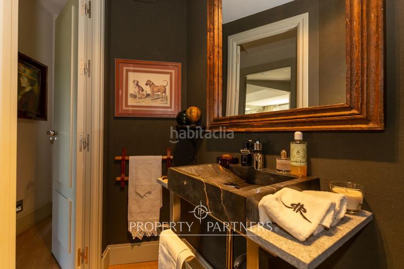 Foto 55bf9005-bd96-4ef6-b8db-2a7035dc48f5. Apartamento discreto ático con gran terraza en El Viso en Madrid