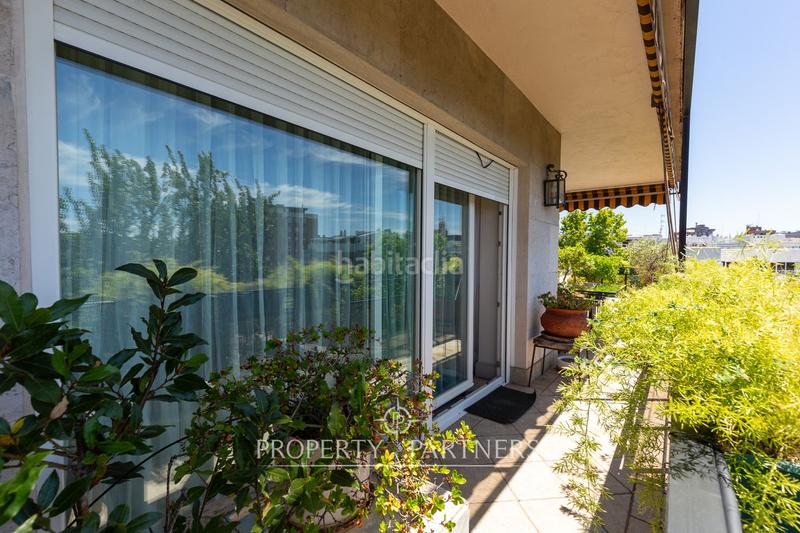Foto 759018c9-2855-47a9-8c39-5d6a675ace7e. Apartamento discreto ático con gran terraza en El Viso en Madrid