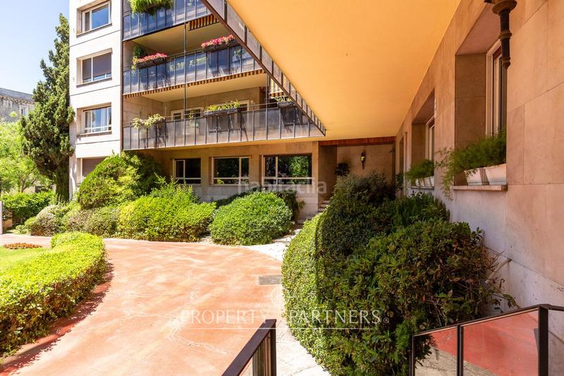 Foto d499e884-3367-4f24-9204-347418230456. Apartamento discreto ático con gran terraza en El Viso en Madrid