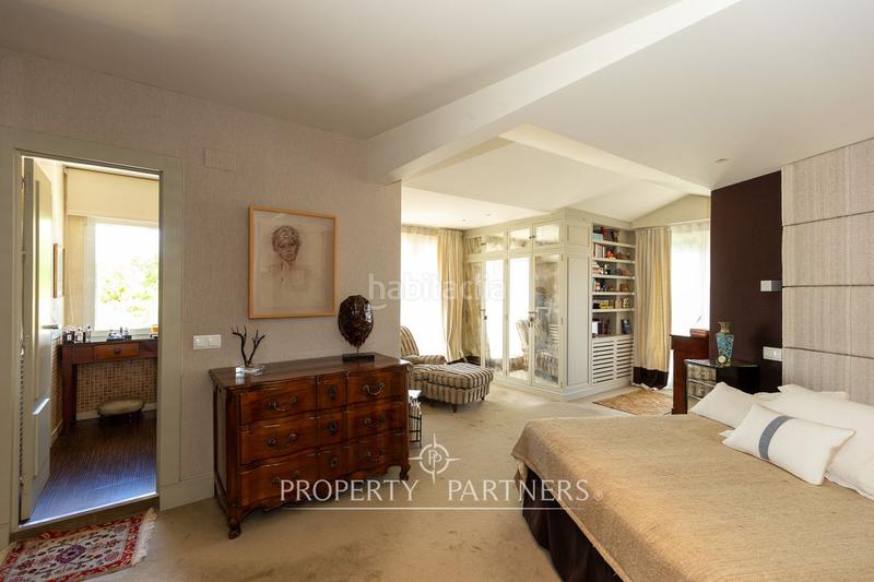 Foto d88da02f-997a-4c70-a1b7-7e39e61b3ecf. Apartamento discreto ático con gran terraza en El Viso en Madrid