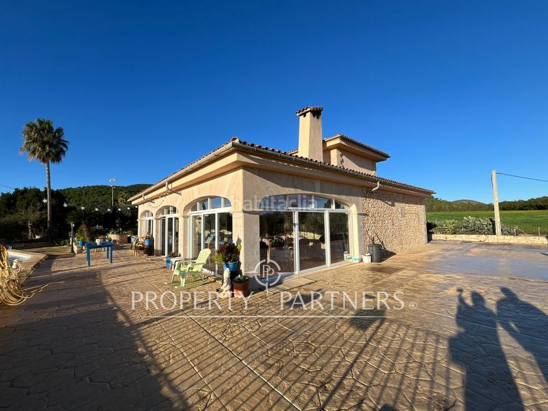 Foto 778b98a7-5fcc-4139-932c-d0322af8ea1b. Chalet villa con piscina, jardines y vistas al mar en cala varques en Manacor