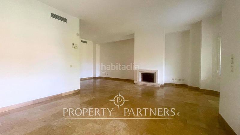 Foto 100c69ec-88b3-4b3d-adfc-d671ee462f22. Casa a schiera con riscaldamento parcheggio piscina in La Moraleja