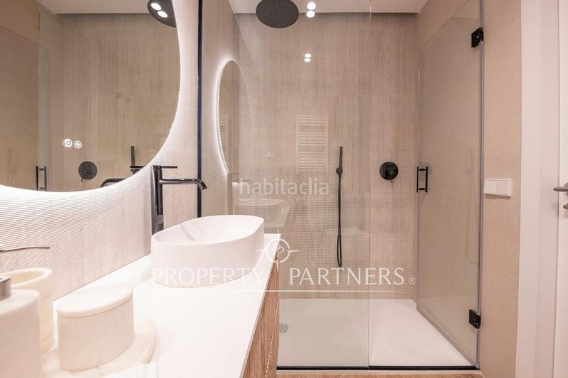 Foto 812b92e6-5657-4671-b385-c4c12817e9c5. Apartament amb calefacció a Jerónimos Madrid