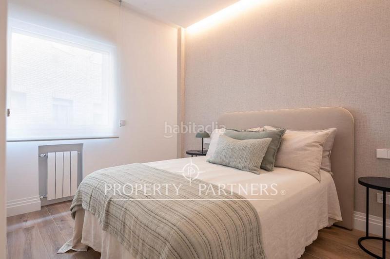 Foto c05cd2b1-f68a-417d-9328-650477f5a82f. Apartament amb calefacció a Jerónimos Madrid