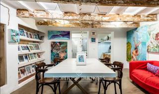 Doppelhaus  Carrer de la puríssima. Casa con posibilidad de local en el casco antiguo de ciutadella