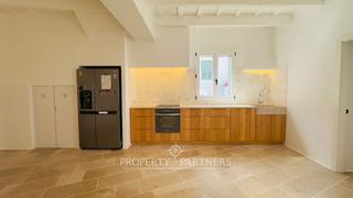 Casa adossada  Carrer de santa victòria. Exquisita casa recién reformada lista para estrenar en mahon