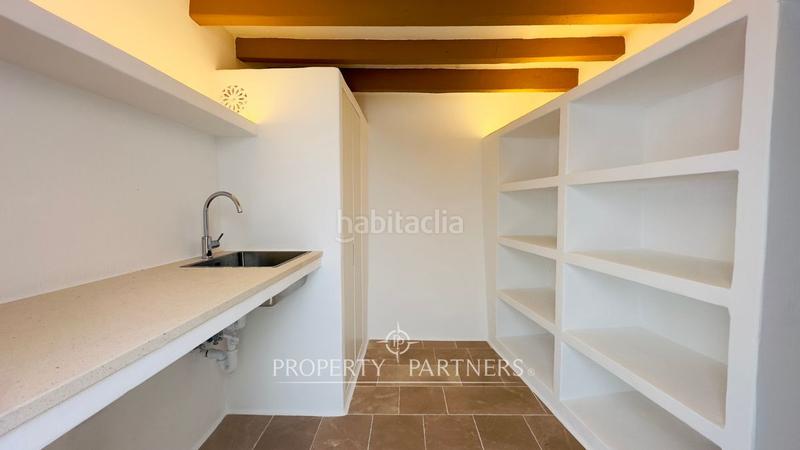 Foto 39cd8184-941e-4c49-89e4-f5826e225940. Casa a schiera con riscaldamento in Dalt Sant Joan-Plaça Eivissa Maó