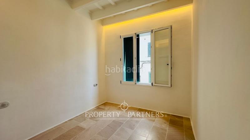 Foto 9b39c91f-9713-42af-94e3-e9d7946f35fd. Casa a schiera con riscaldamento in Dalt Sant Joan-Plaça Eivissa Maó