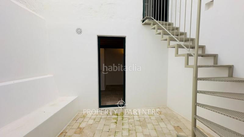 Foto ad38d1a3-d157-4673-8124-96b2715caab8. Casa a schiera con riscaldamento in Dalt Sant Joan-Plaça Eivissa Maó