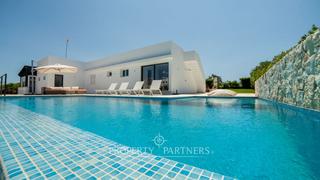Xalet  Cala'n blanes. Encantador chalet en cala n blanes, menorca