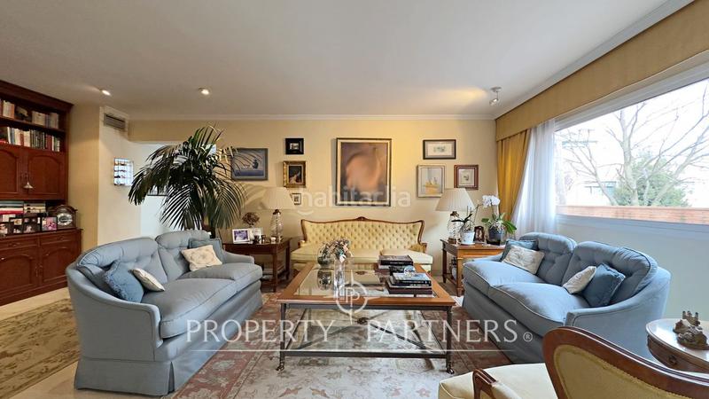 Foto 96dccb23-00a0-433a-8d2b-3e47e2ca5baf. Casa pareada espectacular chalet pareado en zona arturo soria en Madrid