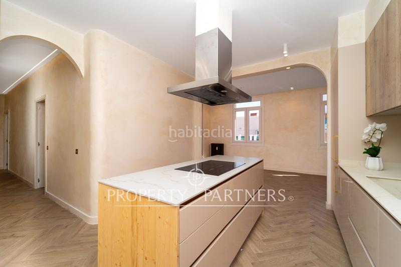 Foto 1d59e50d-0bf4-4860-99fe-26c9b7d7a568. Àtic amb calefacció a Ríos Rosas-Nuevos Ministerios Madrid