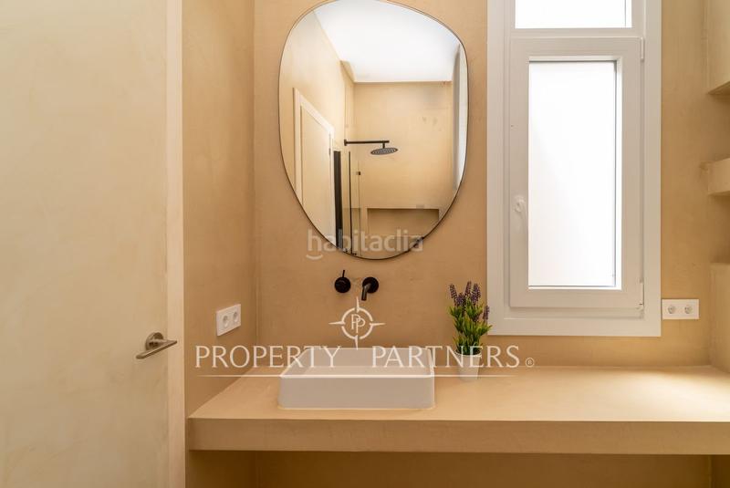 Foto 3480897c-e5cf-4478-90f9-ad587213826b. Àtic amb calefacció a Ríos Rosas-Nuevos Ministerios Madrid